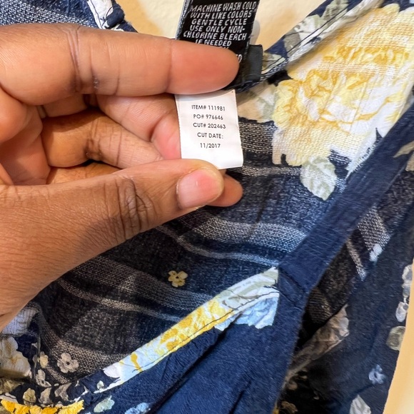 Torrid 2x rayonne tank top…. - Picture 7 of 8